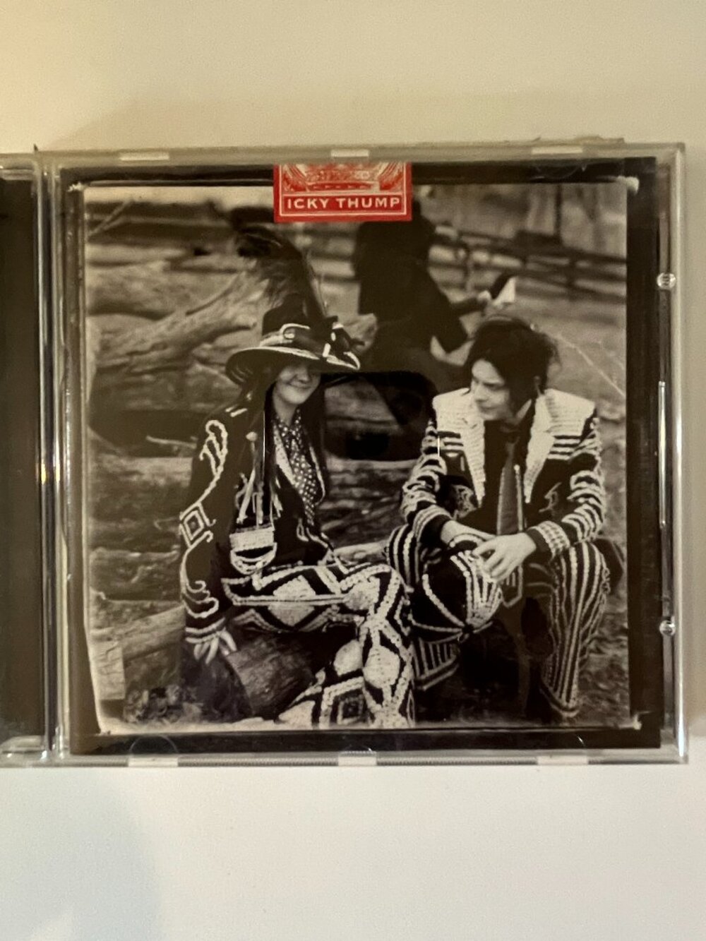 the white stripes - icky thump used cd